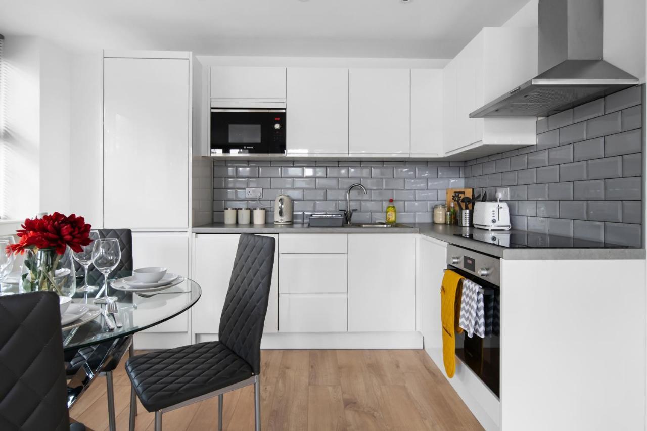 Livestay-Modern Apartments Building In Aylesbury Aylesbury  Exterior foto